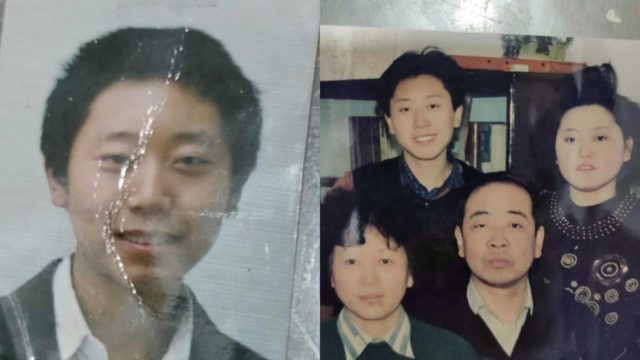 El Sr. Hou Lijun (izquierda). Hou Lijun con su madre, Kang Shuqin, su hermana y su padre (derecha).